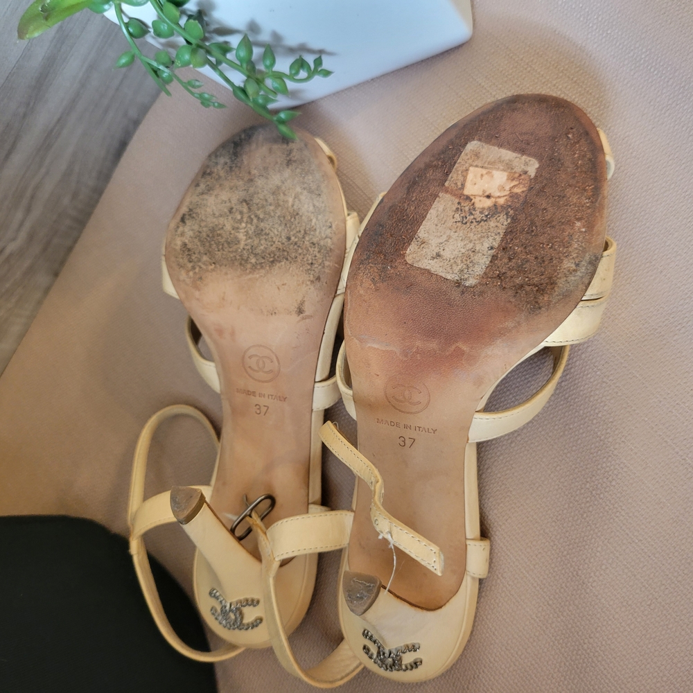 Chanel Women's Tan Sandals - Picture 4 of 11